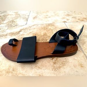 Free People black wrap sandals. Size 41